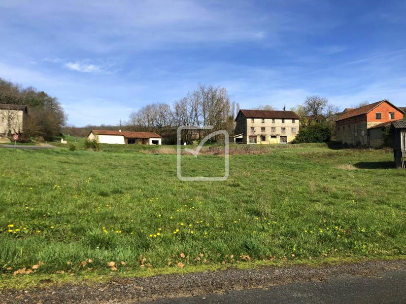 Terrain - 1 800 m²