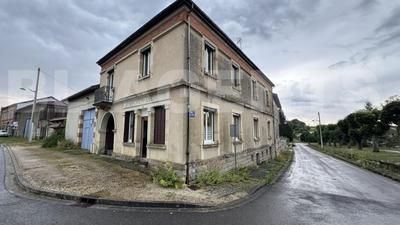 Maison de village - 160 m² - 7 pièces