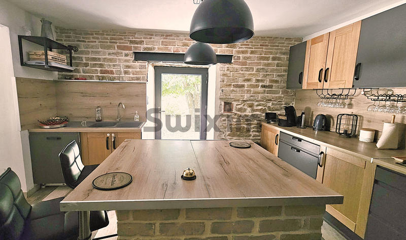 Maison - 186 m² - 7 pièces