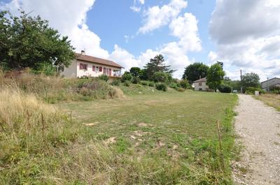 Terrain constructible - 1 000 m²