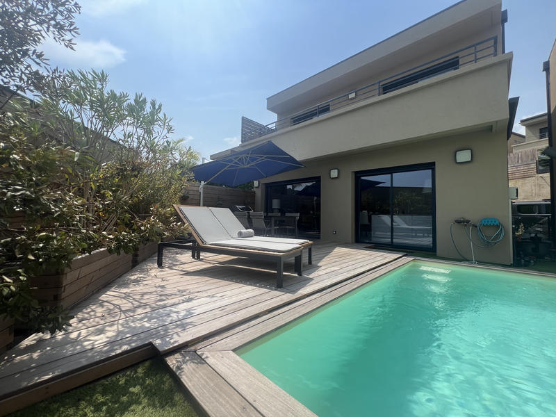 Villa - 98 m² - 4 pièces