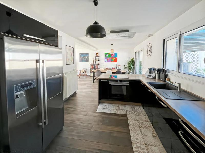 Maison - 120 m² - 5 pièces