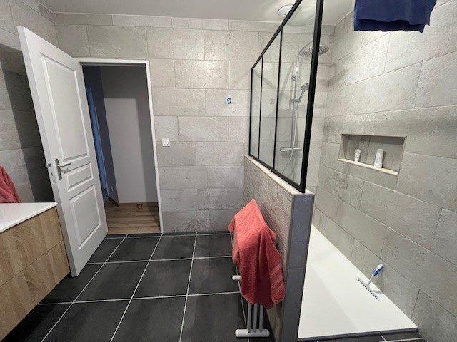 Maison - 112 m² - 4 pièces