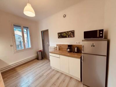 Appartement - 87 m² - 3 pièces