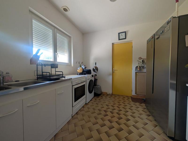 Maison - 180 m² - 7 pièces