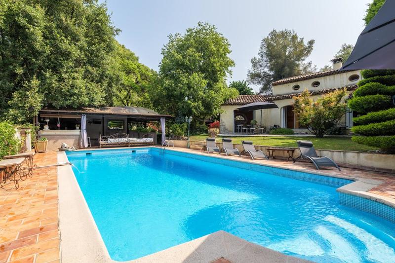 Villa - 165 m² - 5 pièces