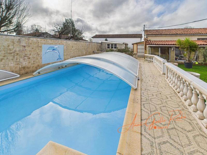 Maison - 104 m² - 5 pièces