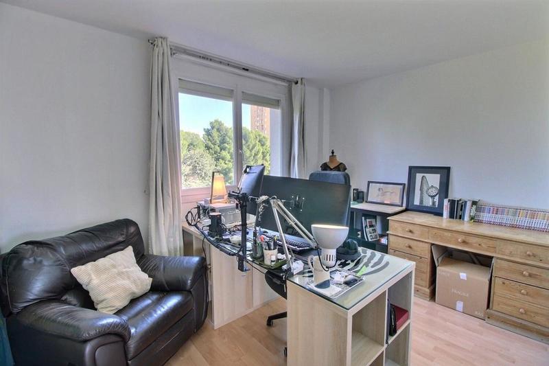 Appartement - 97 m² - 5 pièces