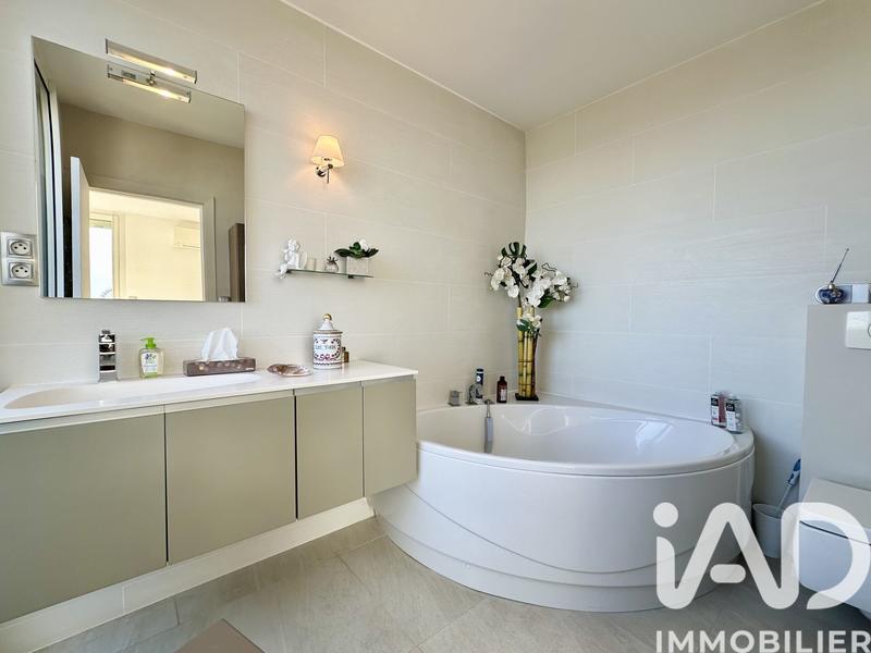 Duplex - 113 m² - 4 pièces