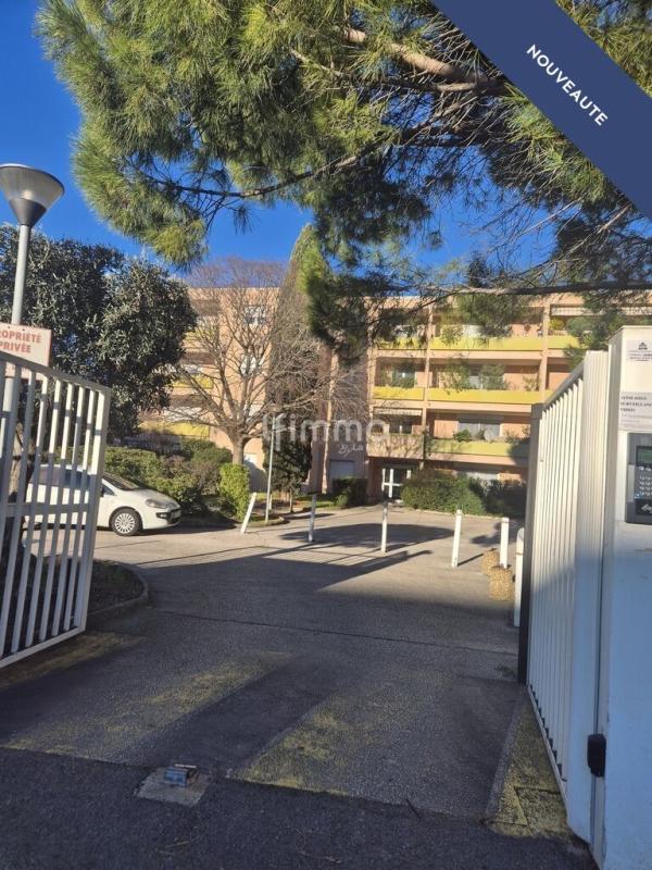 Appartement - 95 m² - 5 pièces