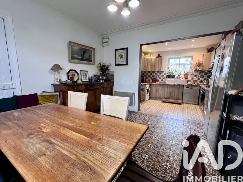 Maison de village - 250 m² - 7 pièces