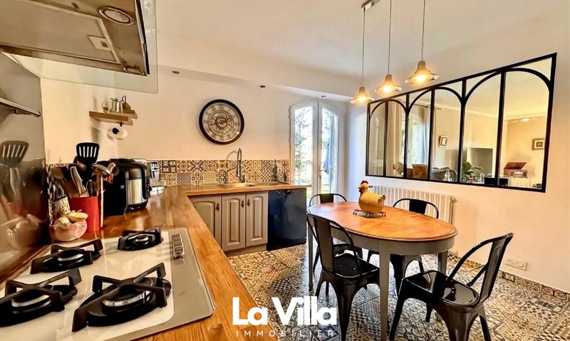 Villa - 150 m² - 5 pièces