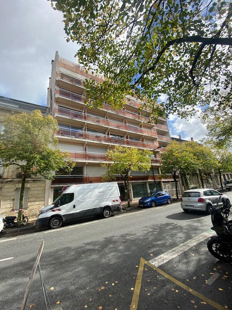 Appartement - 79 m² - 3 pièces