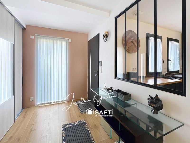 Maison - 181 m² - 7 pièces