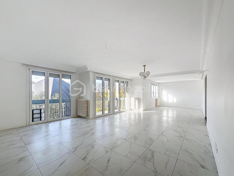 Appartement - 121 m² - 4 pièces