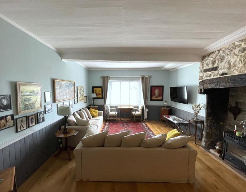 Maison - 204 m² - 5 pièces