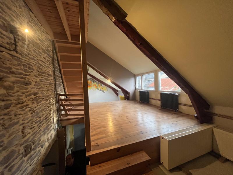 Maison - 150 m² - 9 pièces