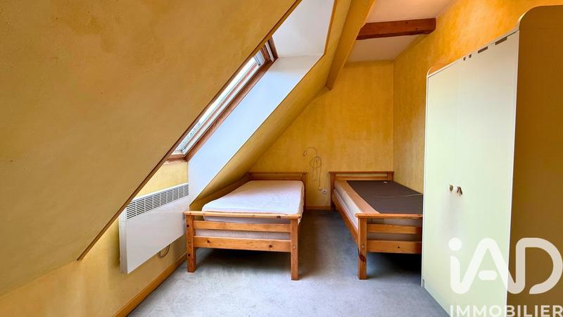 Maison - 196 m² - 9 pièces