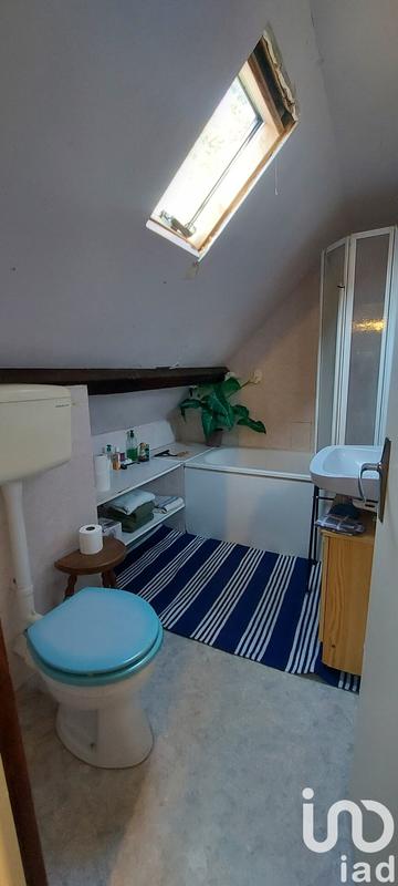 Maison - 230 m² - 9 pièces