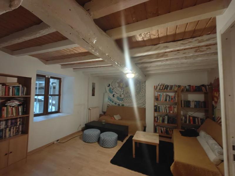 Propriété - 225 m² - 17 pièces