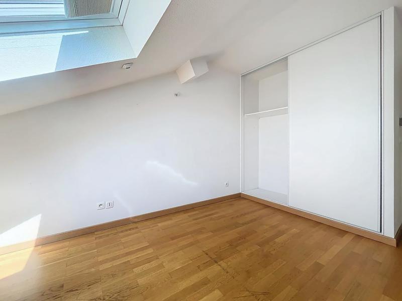 Duplex - 102 m² - 4 pièces