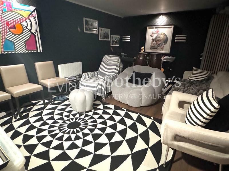 Appartement - 159 m² - 3 pièces