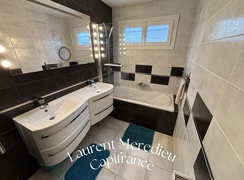 Maison - 124 m² - 7 pièces