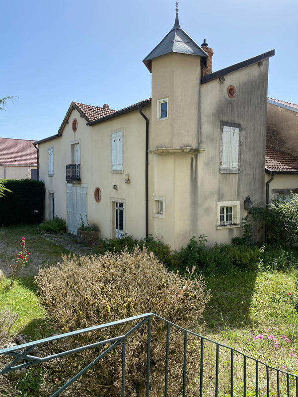 Propriété - 373 m² - 15 pièces