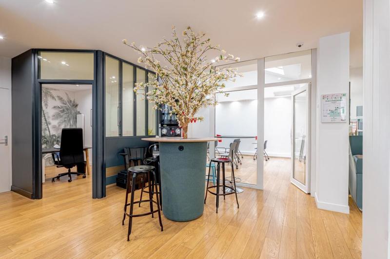 Bureau - 283 m² - 15 pièces