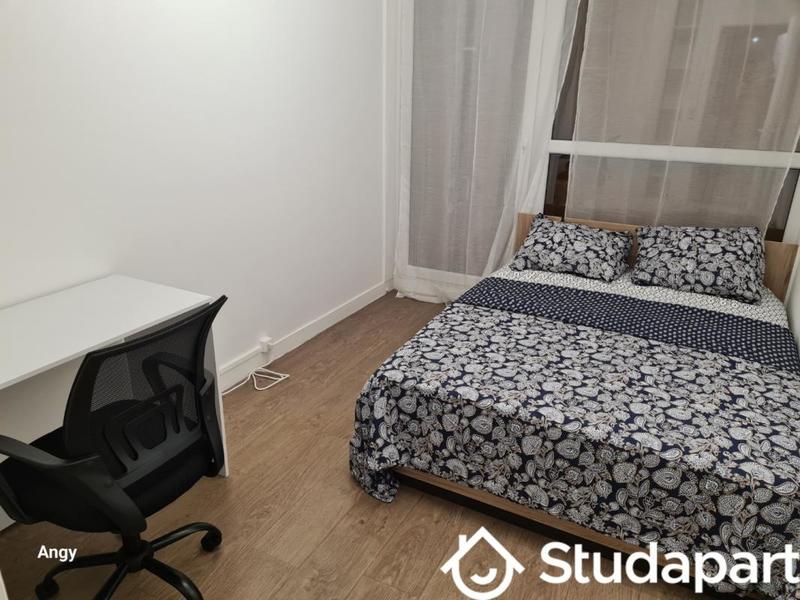 Chambre - 10 m² - 1 pièce