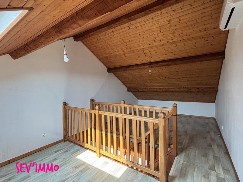 Maison - 168 m² - 7 pièces