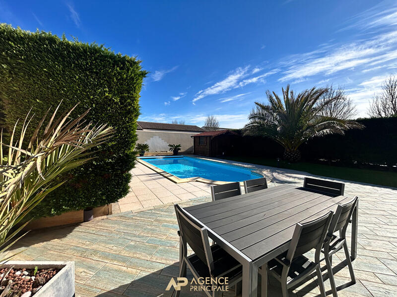 Maison - 141 m² - 6 pièces