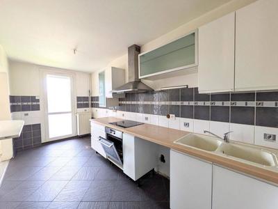 Appartement - 76 m² - 4 pièces