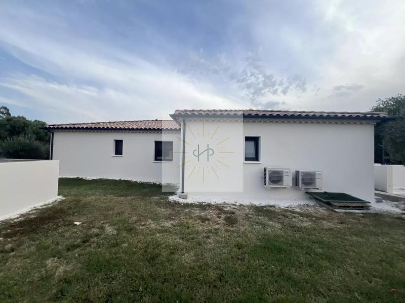 Maison - 110 m² - 4 pièces