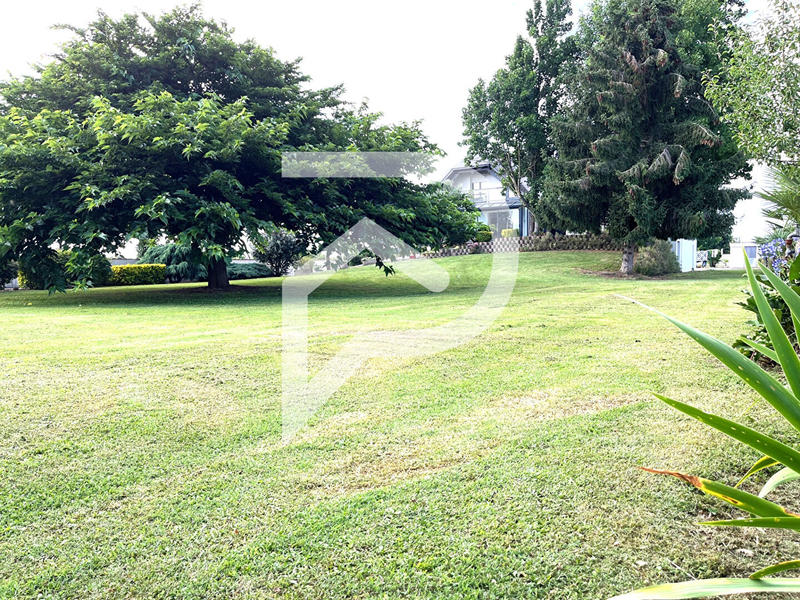 Maison - 287 m² - 8 pièces