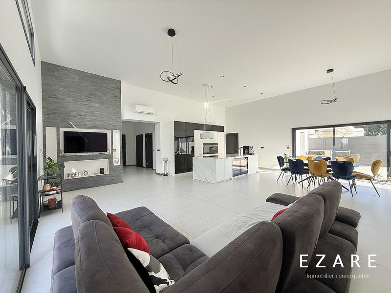 Maison - 160 m² - 6 pièces