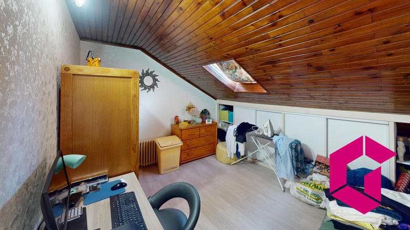 Maison - 134 m² - 7 pièces