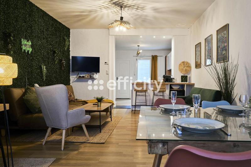 Maison de ville - 125 m² - 5 pièces