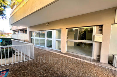 Local commercial - 80 m²