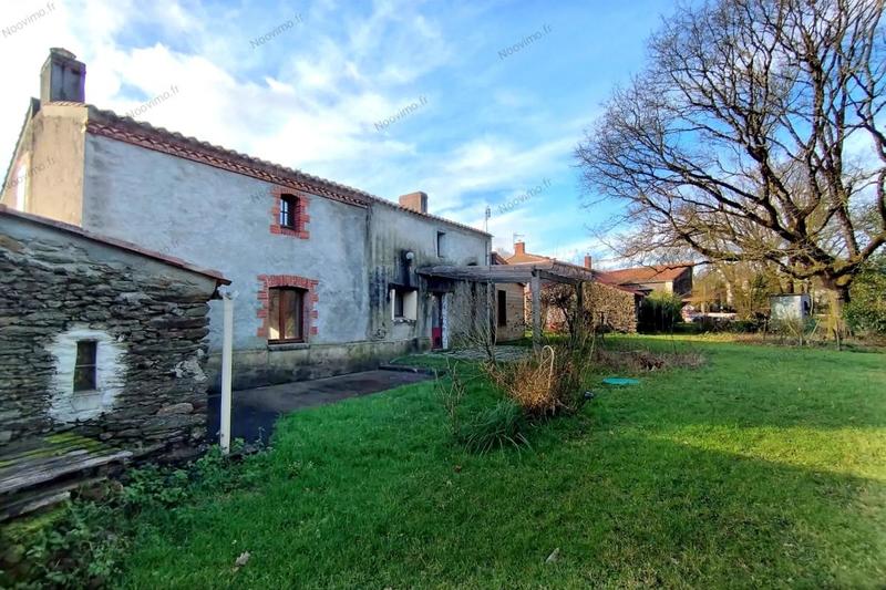 Maison en pierre - 90 m² - 3 pièces