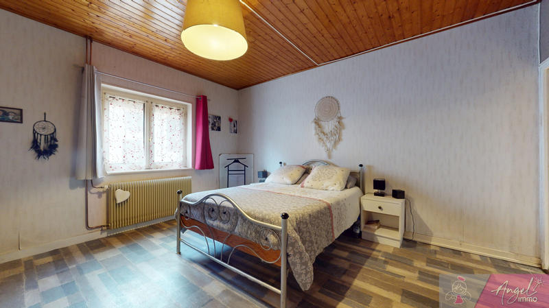 Maison - 287 m² - 10 pièces