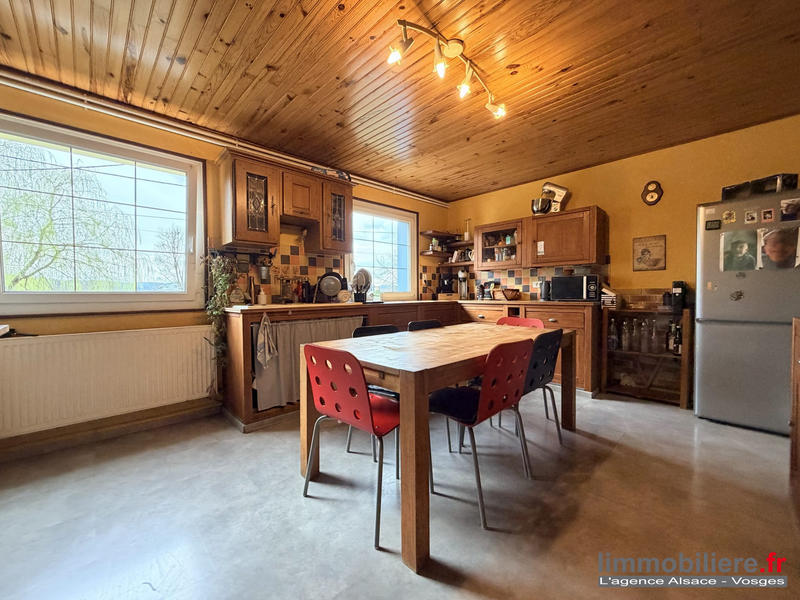 Maison - 195 m² - 6 pièces