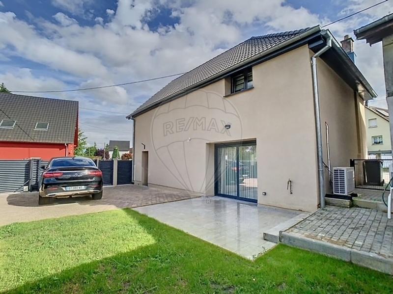 Maison - 113 m² - 5 pièces