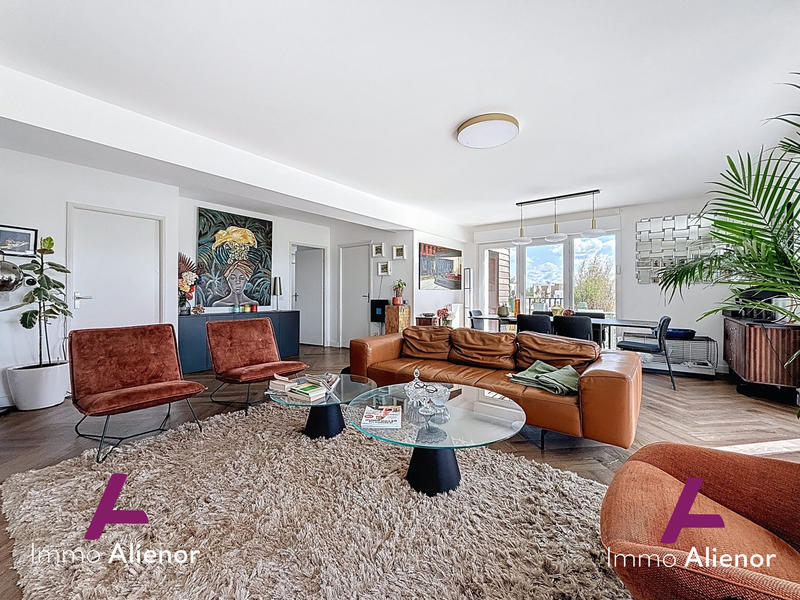 Appartement - 140 m² - 5 pièces