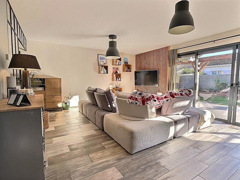 Maison - 87 m² - 4 pièces