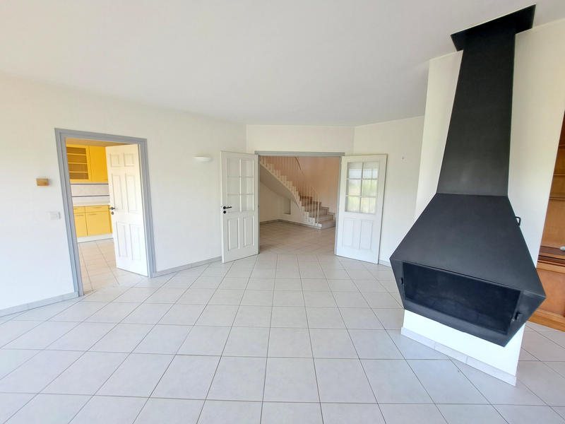 Maison - 202 m² - 5 pièces