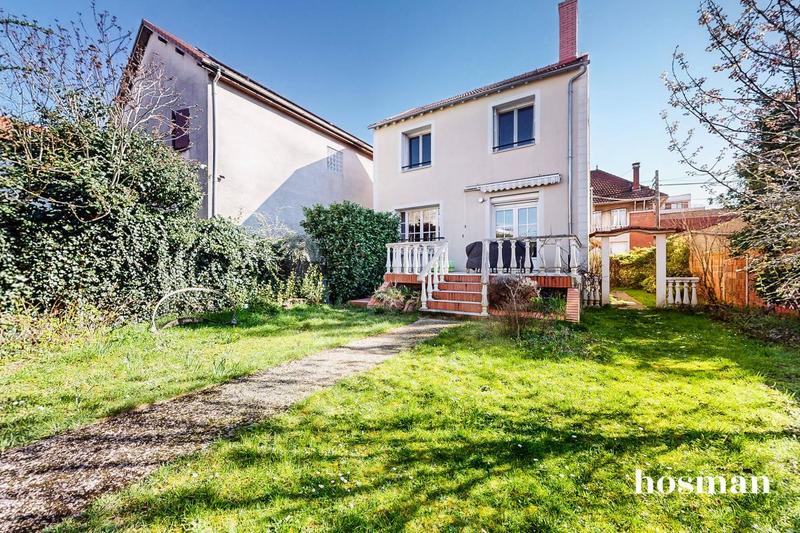 Maison - 90 m² - 4 pièces