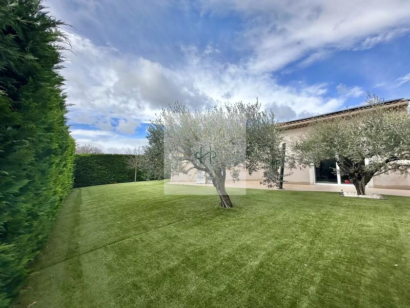 Maison - 168 m² - 4 pièces