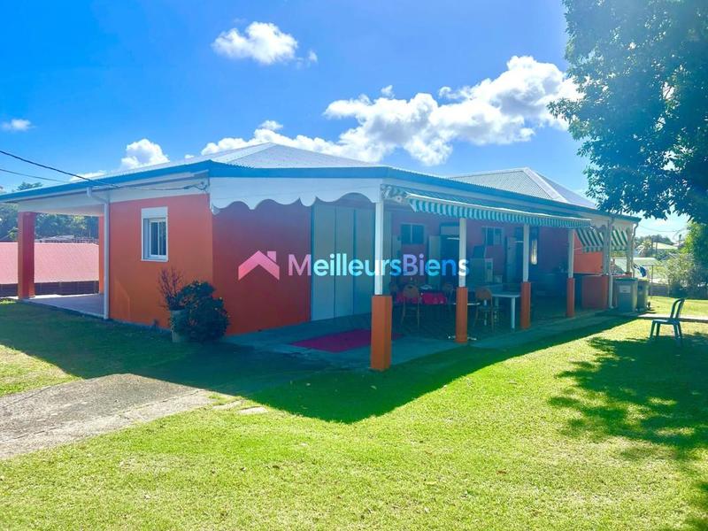 Maison - 120 m² - 5 pièces