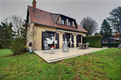 Maison - 102 m² - 4 pièces